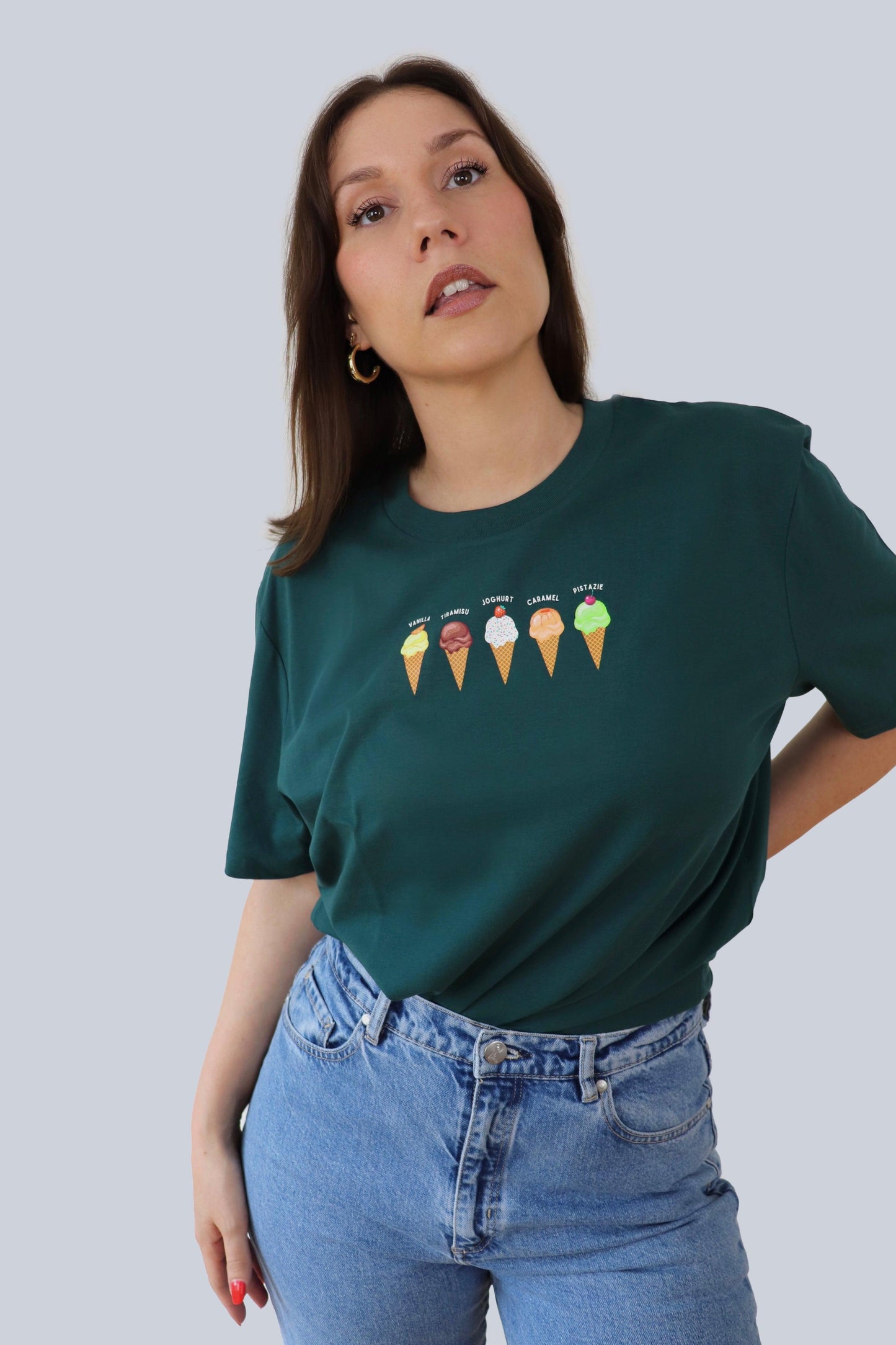La Polcevitas Eisladen T-Shirt in Glazed Green mit Backprint